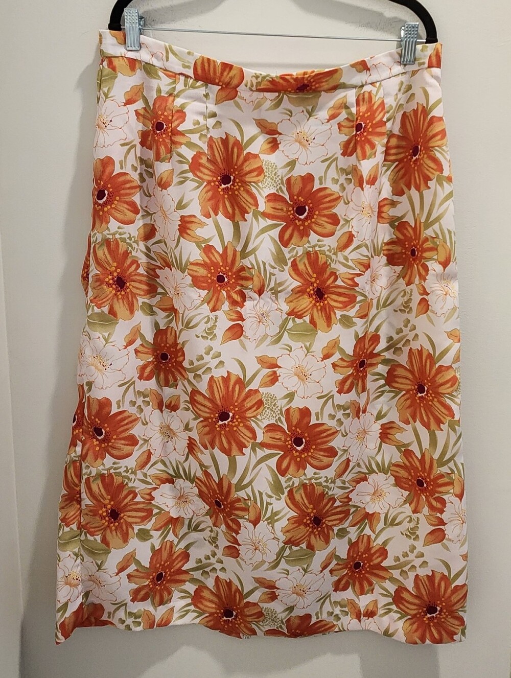 Voir Collection Orange Floral Springy Summery Midi Skirt